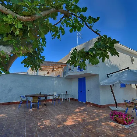 Del Sole 3* مارينا دي ليتسانو