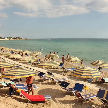 Del Sole مارينا دي ليتسانو